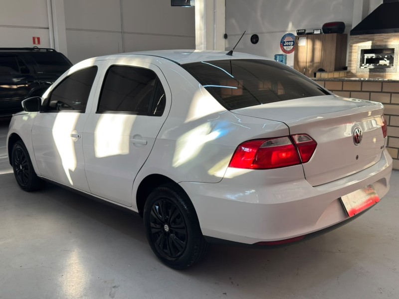 VOYAGE 1.6 MI TRENDLINE 8V FLEX 4P MANUAL - 2015 - CAXIAS DO SUL