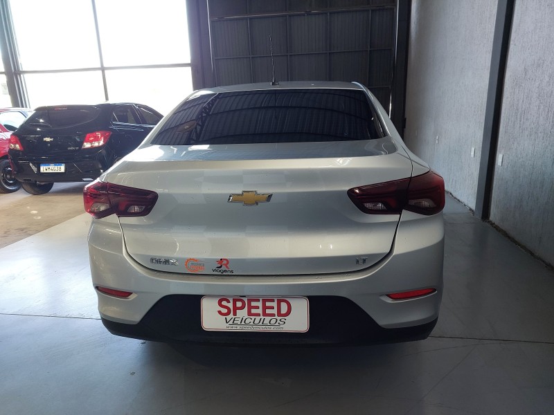 ONIX 1.0 SEDAN PLUS LT 12V FLEX 4P MANUAL - 2023 - SãO SEBASTIãO DO CAí