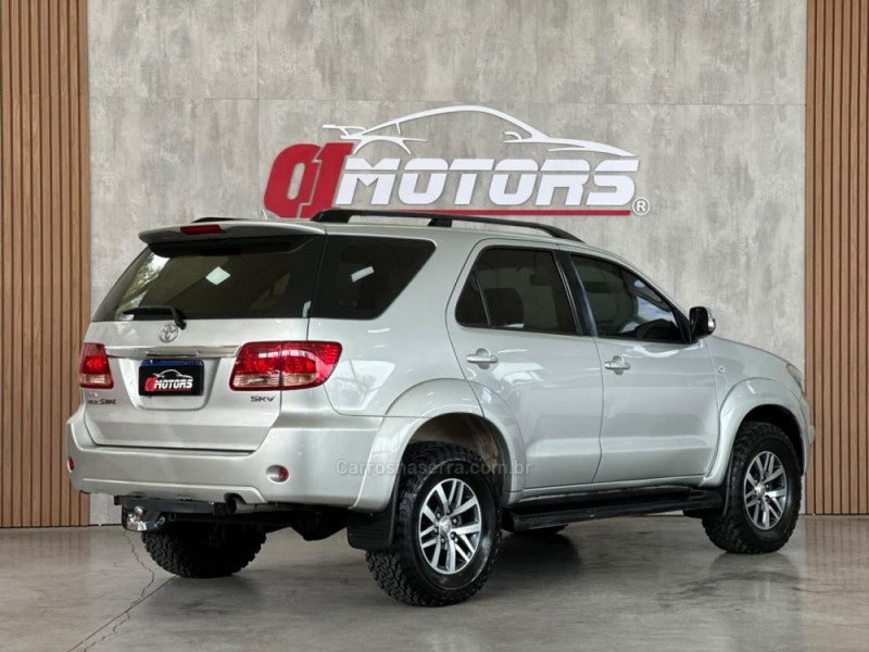 HILUX SW4 3.0 SRV 4X4 16V TURBO INTERCOOLER DIESEL 4P AUTOMÁTICO - 2006 - NOVO HAMBURGO