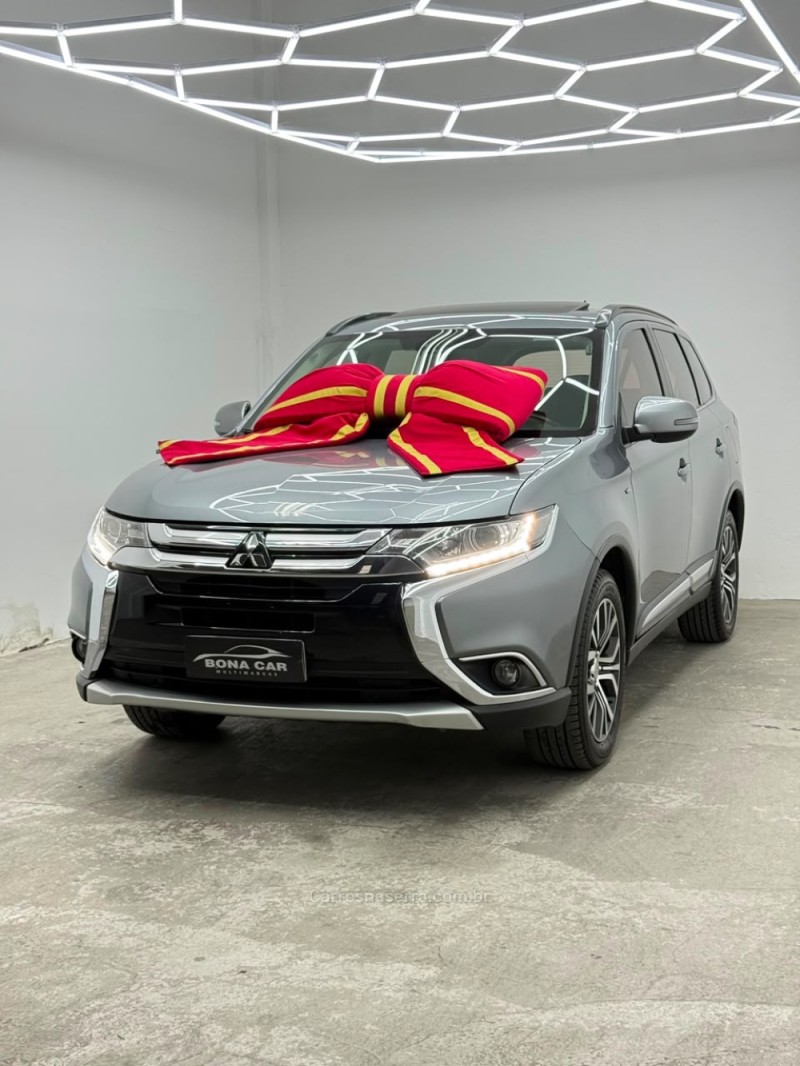 OUTLANDER 3.0 GT 4X4 V6 24V GASOLINA 4P AUTOMÁTICO - 2016 - CAXIAS DO SUL