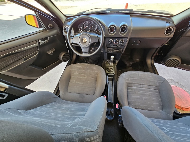 PRISMA 1.4 MPFI MAXX 8V FLEX 4P MANUAL - 2009 - CAXIAS DO SUL