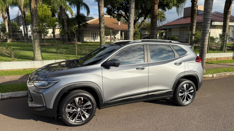 tracker 1.2 12v premier turbo flex 4p automatico 2023 feliz