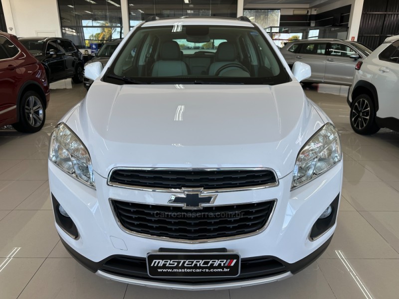TRACKER 1.8 MPFI LTZ 4X2 16V FLEX 4P AUTOMÁTICO - 2015 - CHARQUEADAS