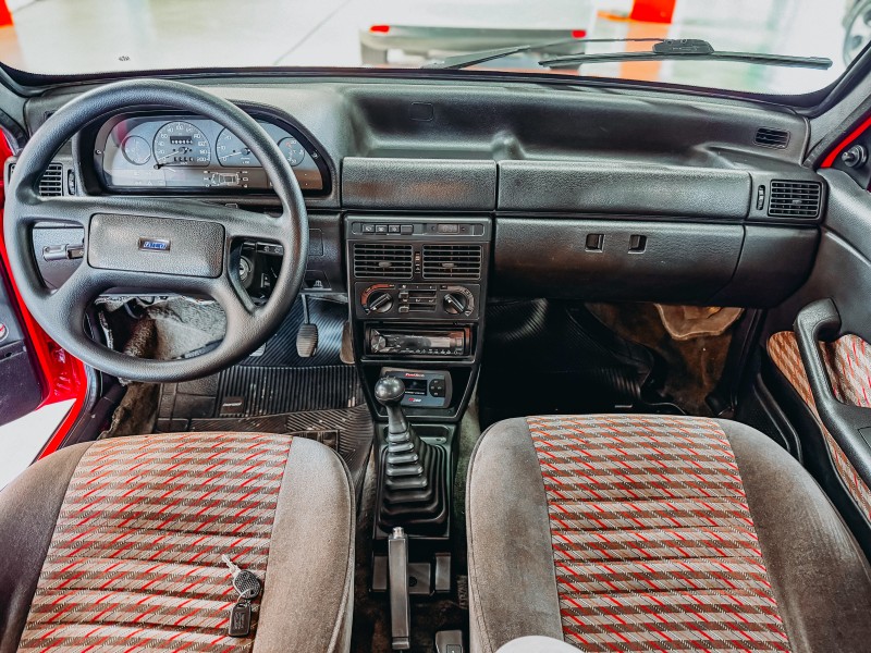 UNO 1.6 R 8V GASOLINA 2P MANUAL - 1994 - CAXIAS DO SUL