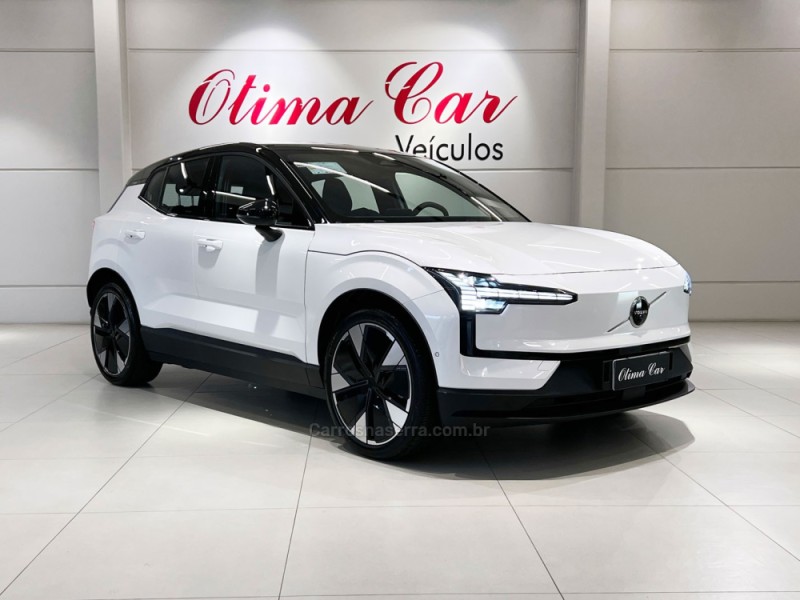 EX30 ULTRA EXTENDED RANGE - 2025 - FLORES DA CUNHA