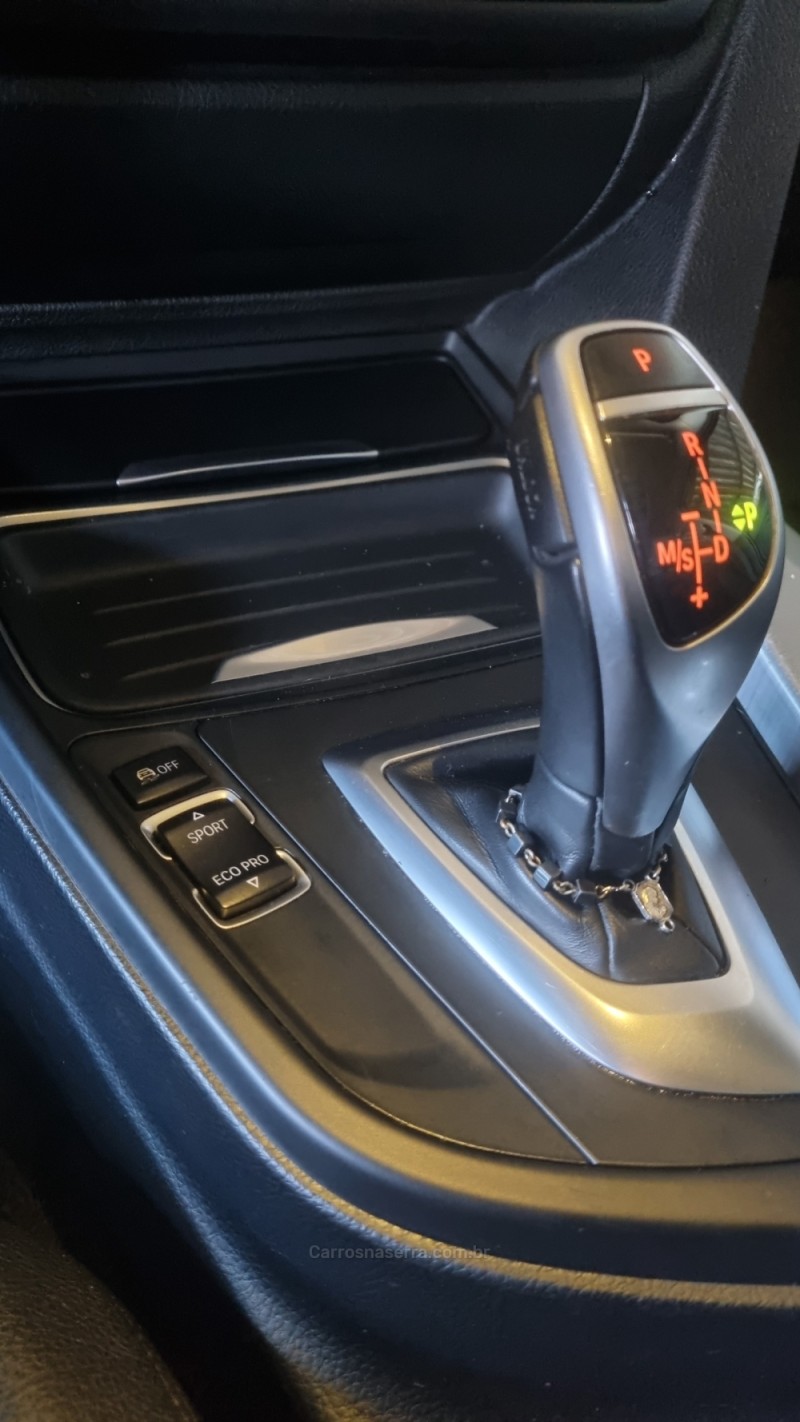 320I 2.0 16V TURBO ACTIVE FLEX 4P AUTOMÁTICO - 2015 - FARROUPILHA