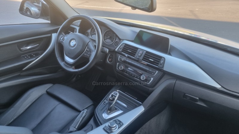 320I 2.0 16V TURBO ACTIVE FLEX 4P AUTOMÁTICO - 2015 - FARROUPILHA