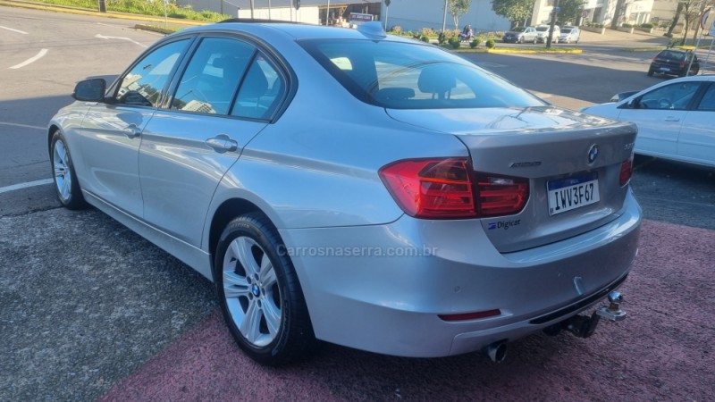 320I 2.0 16V TURBO ACTIVE FLEX 4P AUTOMÁTICO - 2015 - FARROUPILHA