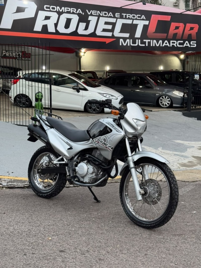 nx 400i falcon  2007 novo hamburgo