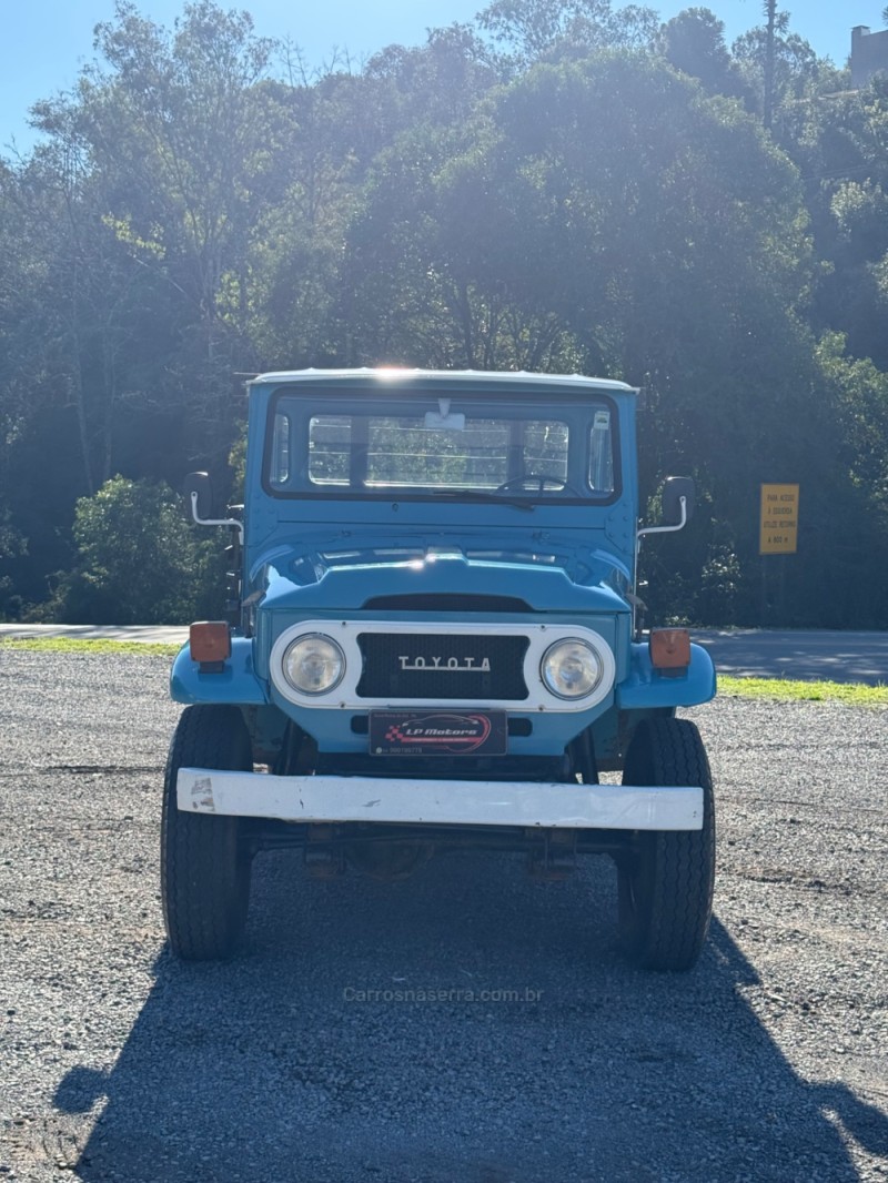 BANDEIRANTE 3.7 BJ50LV 4X4 TETO RIGIDO DIESEL 2P MANUAL - 1978 - FARROUPILHA