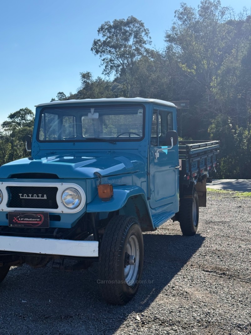BANDEIRANTE 3.7 BJ50LV 4X4 TETO RIGIDO DIESEL 2P MANUAL - 1978 - FARROUPILHA