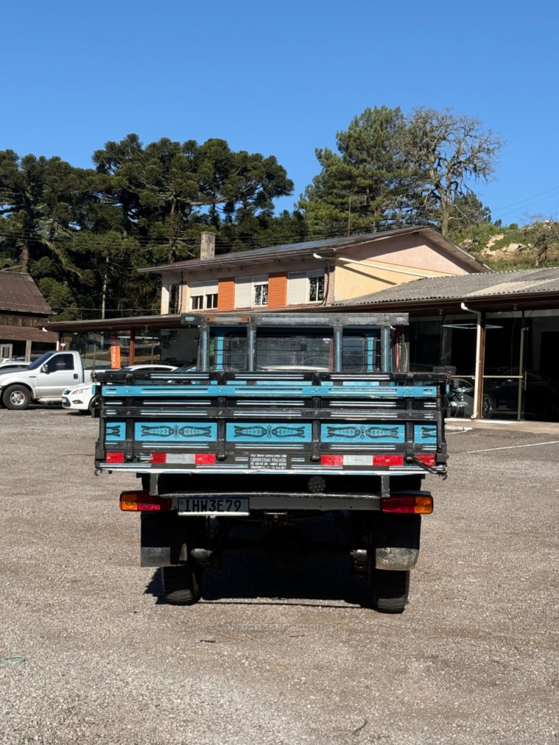 BANDEIRANTE 3.7 BJ50LV 4X4 TETO RIGIDO DIESEL 2P MANUAL - 1978 - FARROUPILHA
