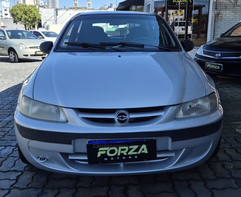 CELTA 1.0 MPFI VHC SPIRIT 8V GASOLINA 4P MANUAL - 2005 - CAXIAS DO SUL