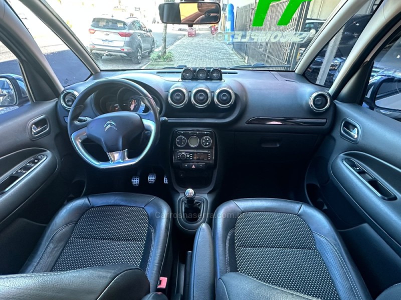 AIRCROSS 1.6 EXCLUSIVE 16V FLEX 4P MANUAL - 2011 - PAROBé