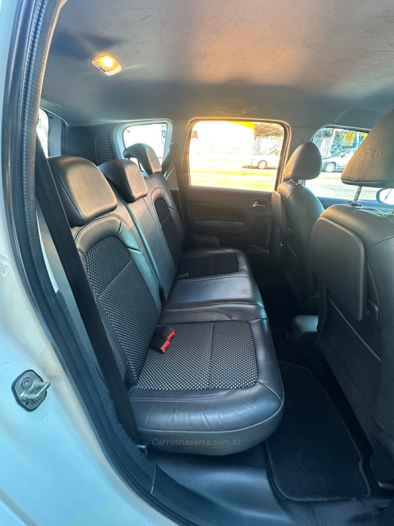 AIRCROSS 1.6 EXCLUSIVE 16V FLEX 4P MANUAL - 2011 - PAROBé