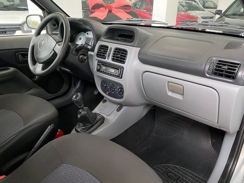CLIO 1.0 EXPRESSION SEDAN 16V FLEX 4P MANUAL - 2008 - CAXIAS DO SUL