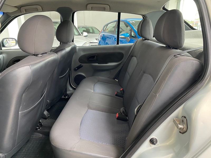 CLIO 1.0 EXPRESSION SEDAN 16V FLEX 4P MANUAL - 2008 - CAXIAS DO SUL
