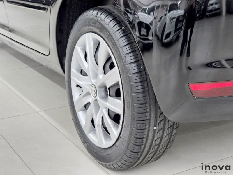 FOX 1.0 MI 8V FLEX 4P MANUAL - 2012 - NOVO HAMBURGO