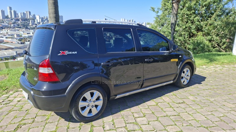 LIVINA 1.8 SL X-GEAR 16V FLEX 4P AUTOMÁTICO - 2013 - CAXIAS DO SUL
