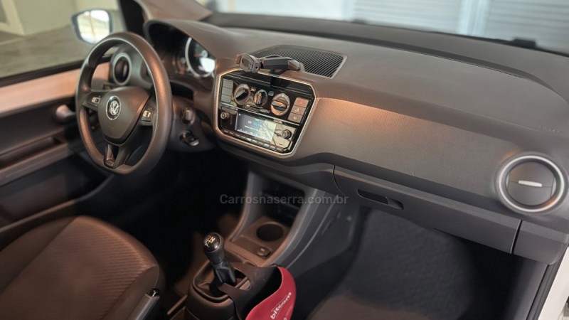 UP 1.0 TSI CONNECT 12V TOTAL FLEX 4P MANUAL - 2020 - CAXIAS DO SUL
