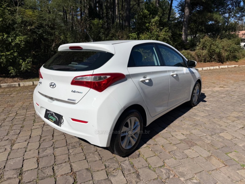 HB20 1.6 PREMIUM 16V FLEX 4P AUTOMÁTICO - 2013 - NOVA PRATA