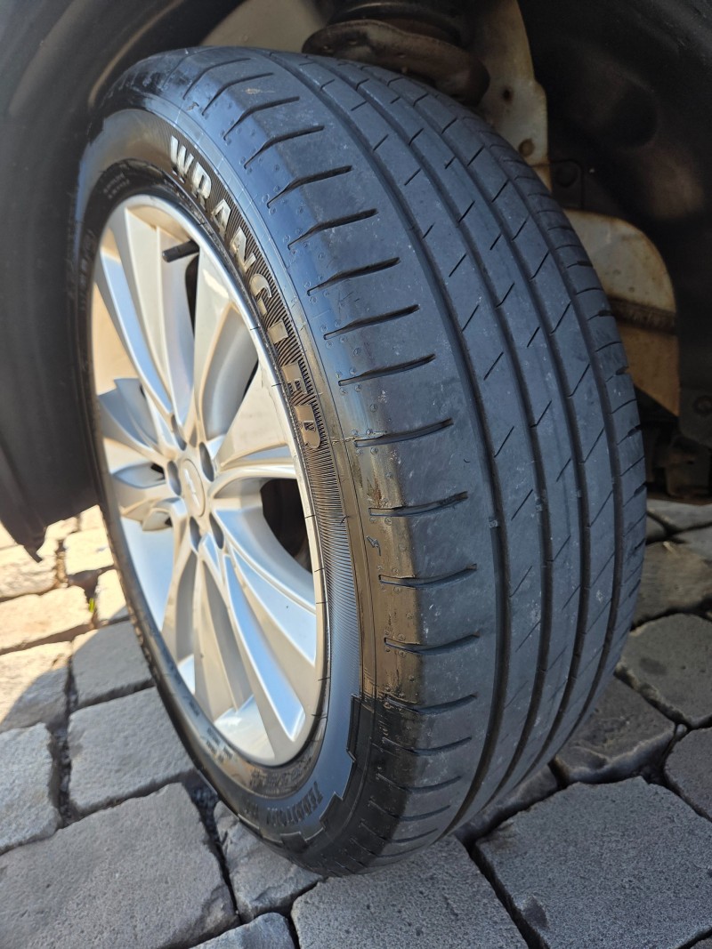 TRACKER 1.4 16V TURBO FLEX PREMIER AUTOMÁTICO - 2019 - CARLOS BARBOSA
