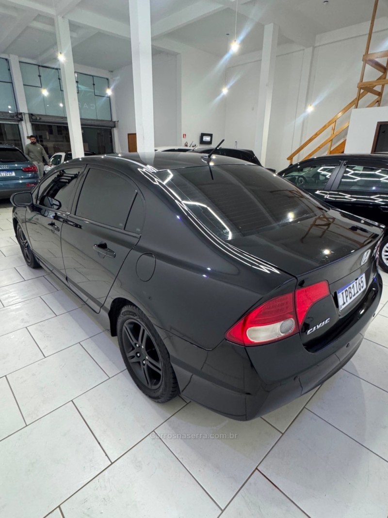 CIVIC 1.8 LXS 16V GASOLINA 4P AUTOMÁTICO - 2008 - CAXIAS DO SUL