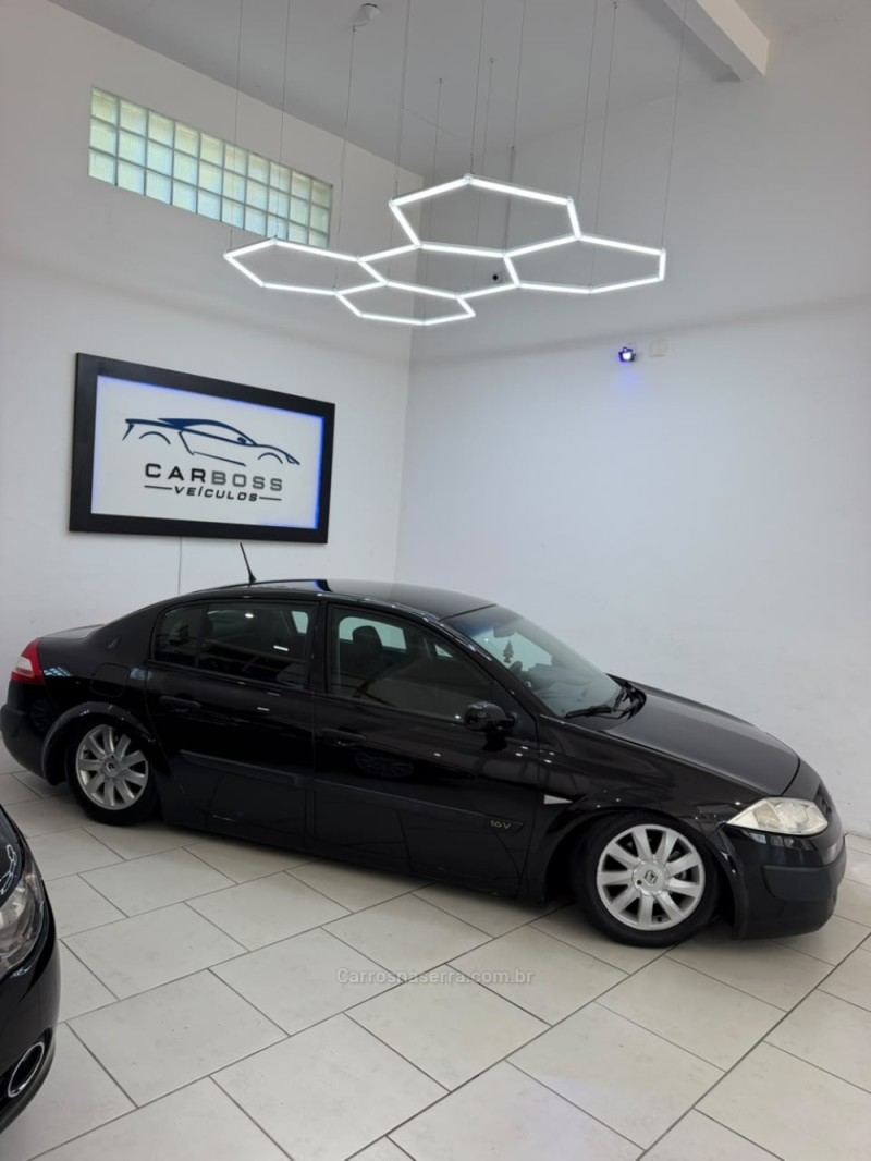 MÉGANE 1.6 DYNAMIQUE 16V FLEX 4P MANUAL - 2011 - CAXIAS DO SUL