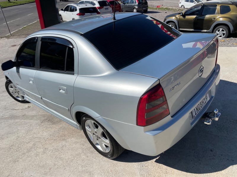 ASTRA 2.0 MPFI ADVANTAGE SEDAN 8V FLEX 4P MANUAL - 2007 - CAXIAS DO SUL