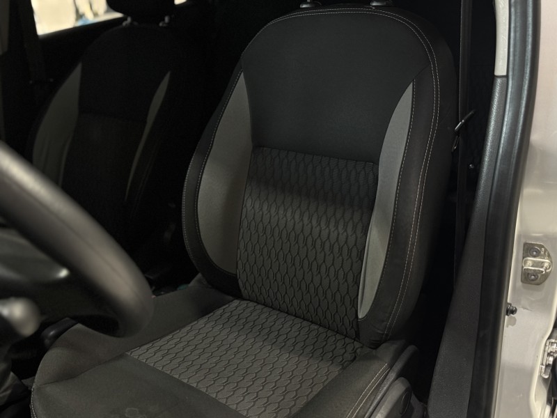 SANDERO 1.6 EXPRESSION 16V FLEX 4P MANUAL - 2019 - CAXIAS DO SUL