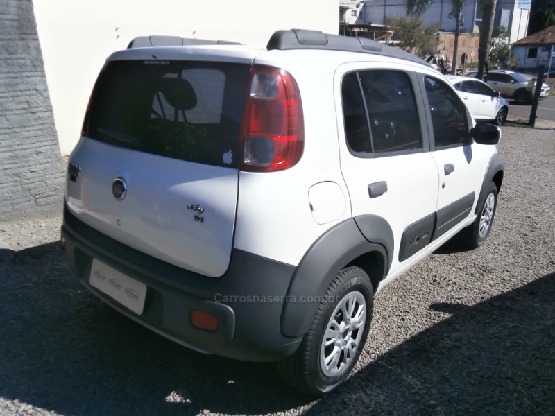 UNO 1.4 WAY 8V FLEX 4P MANUAL - 2012 - FARROUPILHA