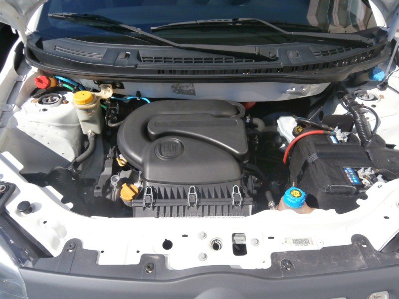UNO 1.4 WAY 8V FLEX 4P MANUAL - 2012 - FARROUPILHA