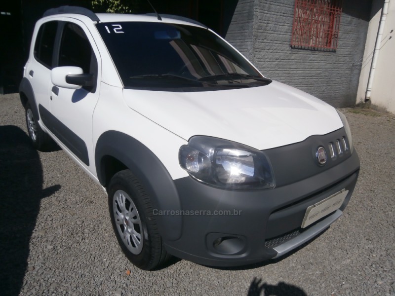 UNO 1.4 WAY 8V FLEX 4P MANUAL - 2012 - FARROUPILHA