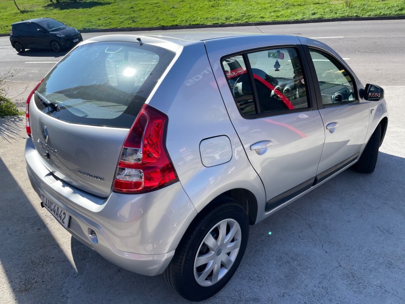 SANDERO 1.6 PRIVILÉGE 8V FLEX 4P AUTOMÁTICO - 2013 - CAXIAS DO SUL