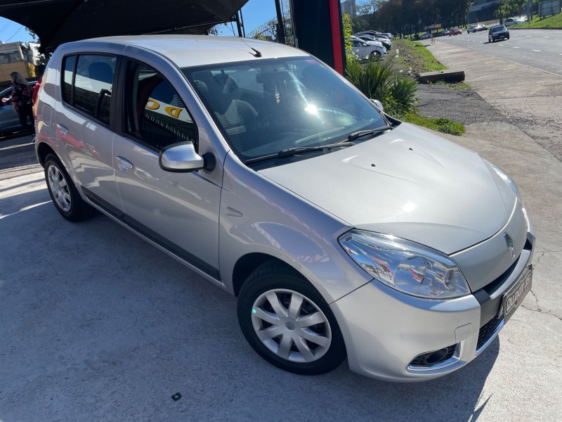 sandero 1.6 privilege 8v flex 4p automatico 2013 caxias do sul
