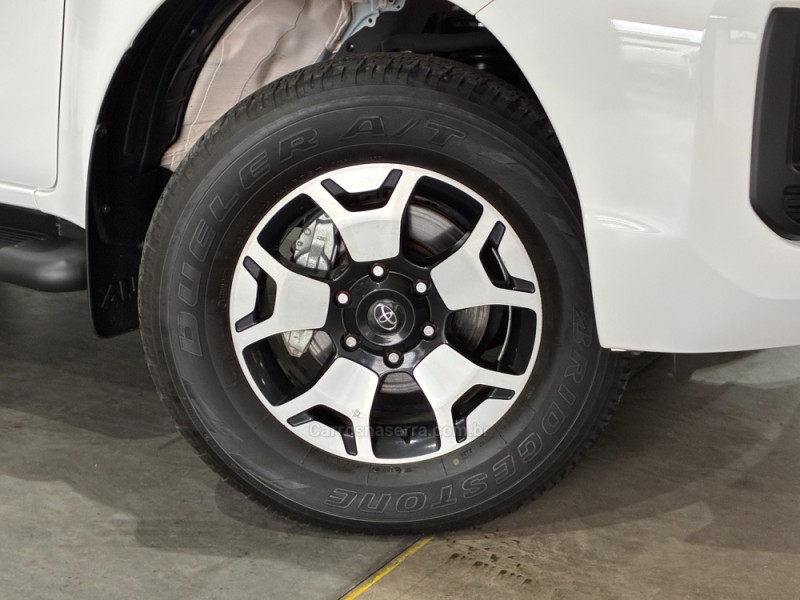 HILUX 2.8 4X4 D-4D CD TURBO 16V DIESEL 4P AUTOMÁTICO - 2024 - VENâNCIO AIRES