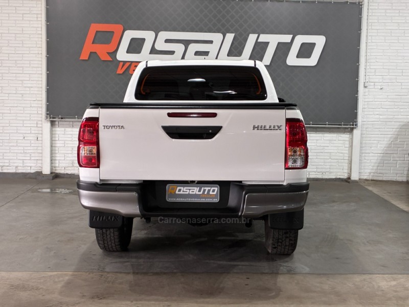 HILUX 2.8 4X4 D-4D CD TURBO 16V DIESEL 4P AUTOMÁTICO - 2024 - VENâNCIO AIRES