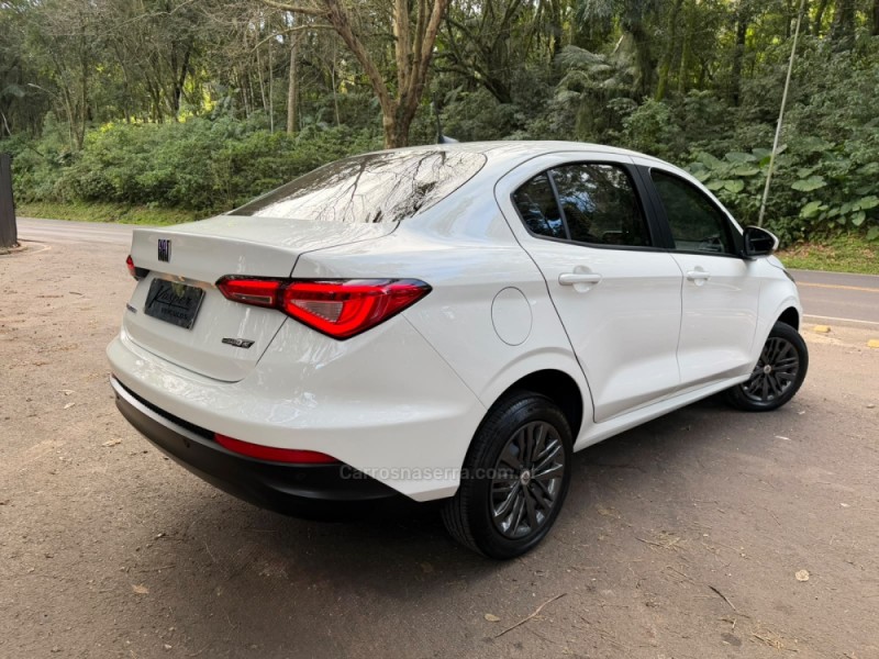 CRONOS 1.3 DRIVE FLEX 4P AUTOMÁTICO - 2023 - DOIS IRMãOS