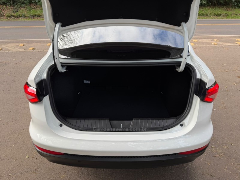 CRONOS 1.3 DRIVE FLEX 4P AUTOMÁTICO - 2023 - DOIS IRMãOS