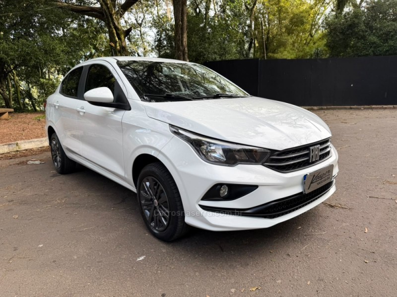 CRONOS 1.3 DRIVE FLEX 4P AUTOMÁTICO - 2023 - DOIS IRMãOS