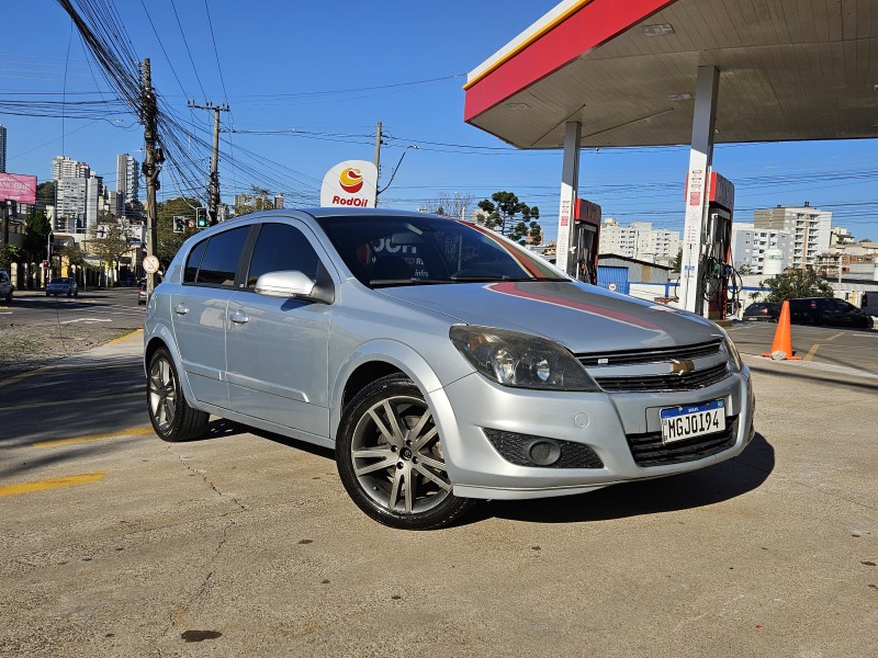 VECTRA 2.0 SFI GT HATCH 8V FLEX 4P MANUAL - 2009 - CAXIAS DO SUL