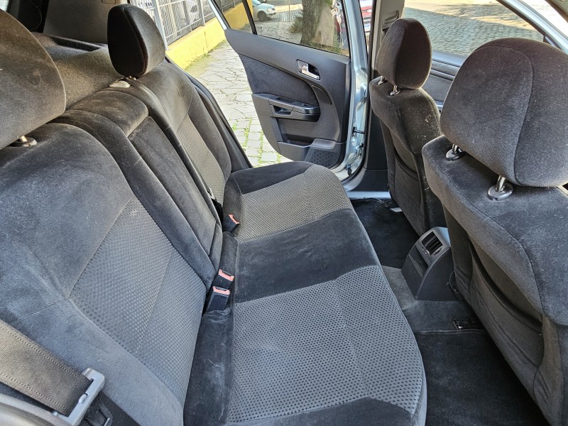VECTRA 2.0 SFI GT HATCH 8V FLEX 4P MANUAL - 2009 - CAXIAS DO SUL