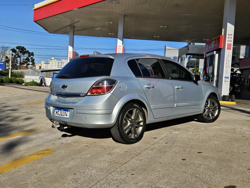 VECTRA 2.0 SFI GT HATCH 8V FLEX 4P MANUAL - 2009 - CAXIAS DO SUL