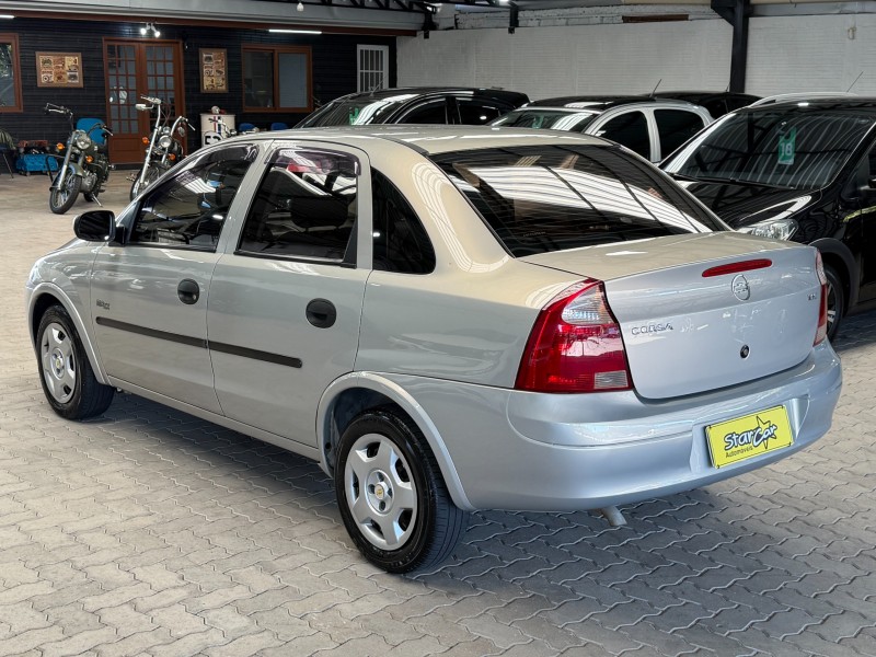 CORSA 1.0 MPFI MAXX SEDAN 8V GASOLINA 4P MANUAL - 2005 - CAXIAS DO SUL