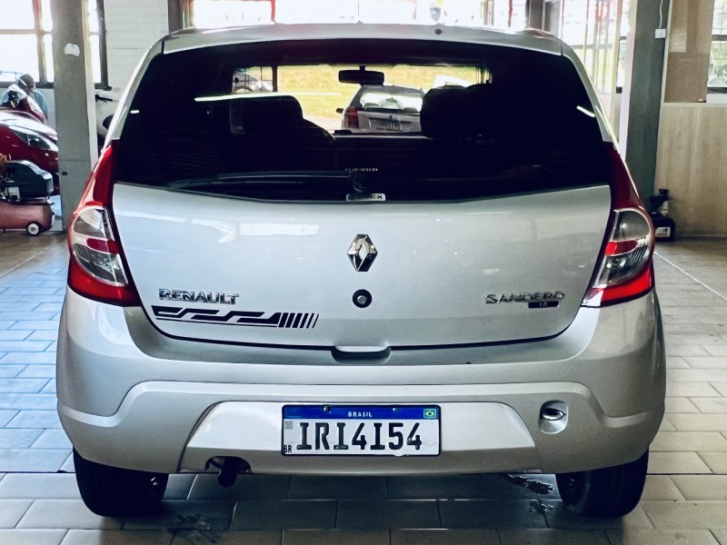 SANDERO 1.6 PRIVILÉGE 8V HI-FLEX 4P MANUAL - 2011 - CAXIAS DO SUL