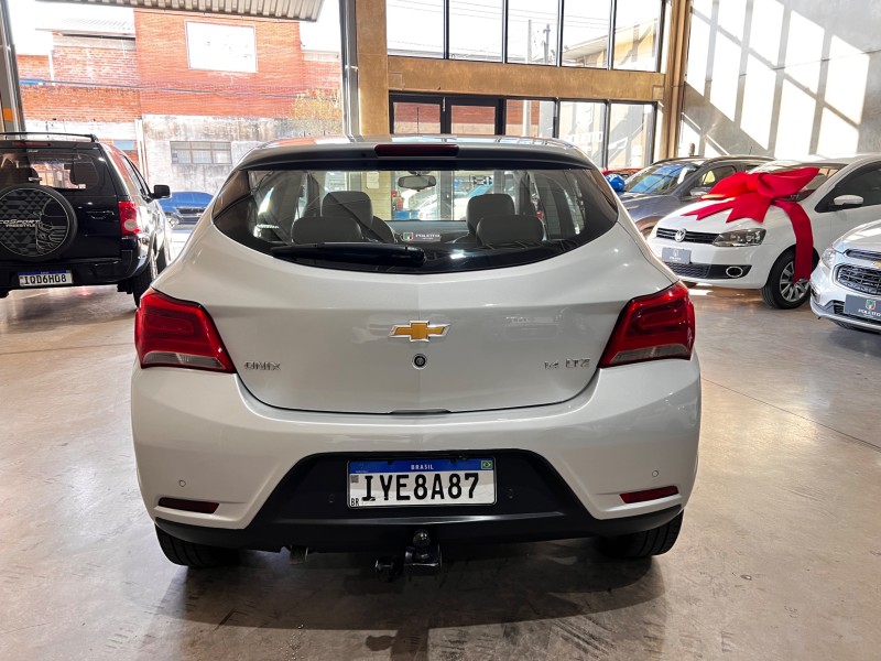 ONIX 1.4 MPFI LTZ 8V FLEX 4P MANUAL - 2018 - CAXIAS DO SUL