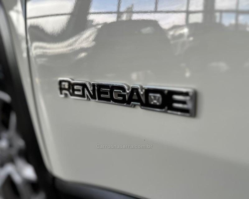 RENEGADE 1.8 16V FLEX LONGITUDE 4P AUTOMÁTICO - 2016 - VACARIA