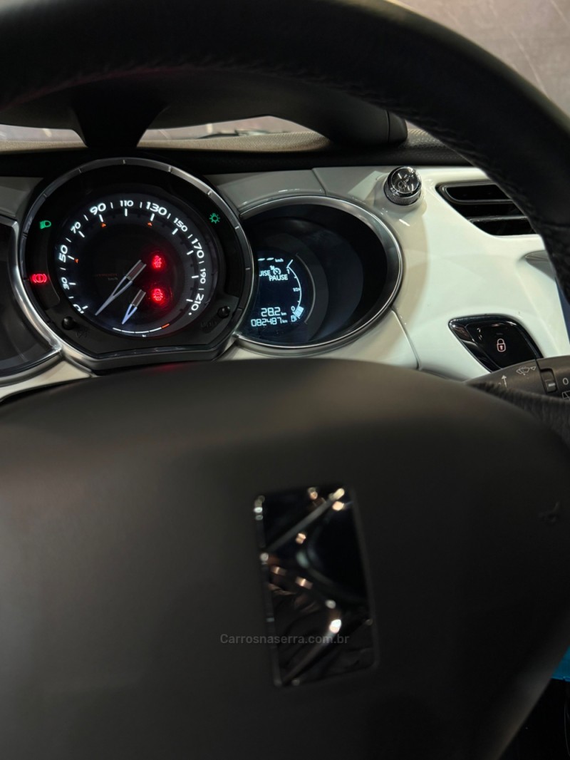 DS3 1.6 THP SPORT CHIC 16V GASOLINA 2P MANUAL - 2015 - CAXIAS DO SUL