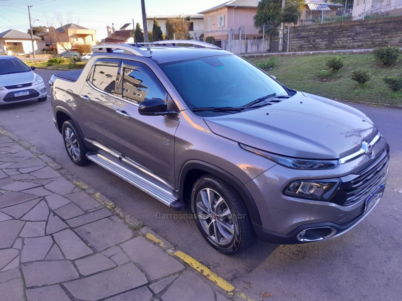 TORO 2.0 16V TURBO DIESEL VOLCANO AT9 4X4 AUTOMÁTICO - 2019 - NOVA PRATA
