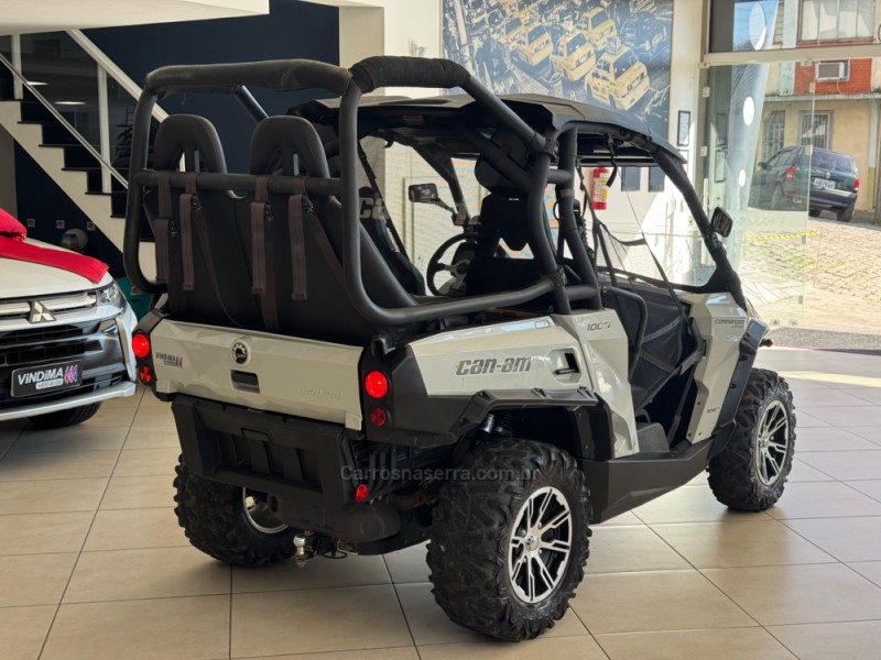 COMMANDER 1000CC EFI LIMITED - 2014 - FLORES DA CUNHA